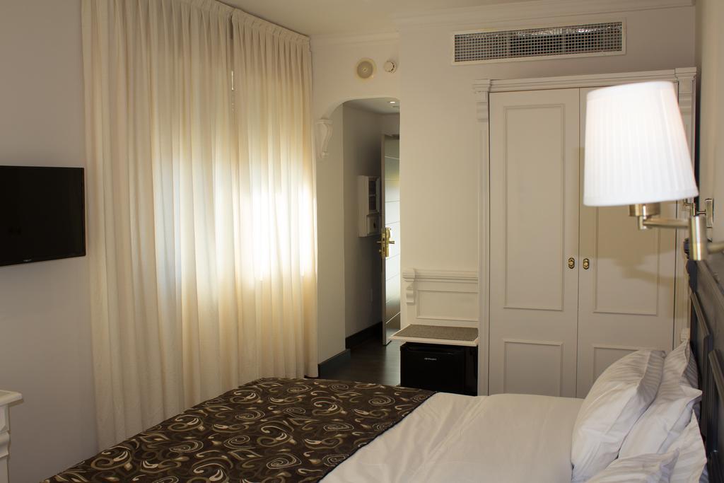 Avent Verahotel エクステリア 写真
