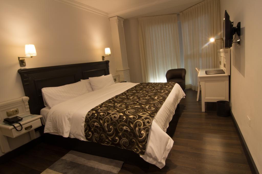 Avent Verahotel エクステリア 写真