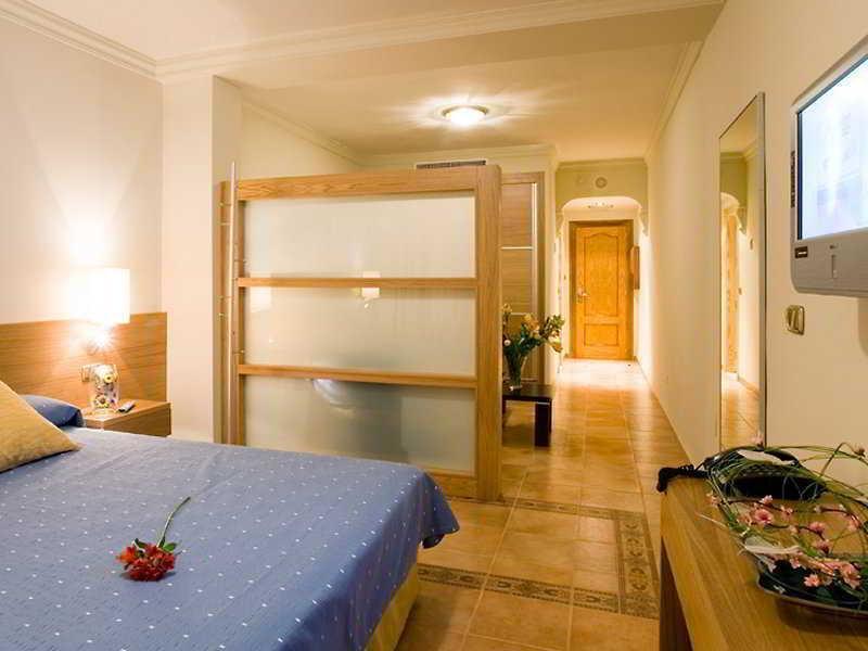 Avent Verahotel エクステリア 写真